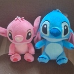 Maskotki Stich i Andzia.